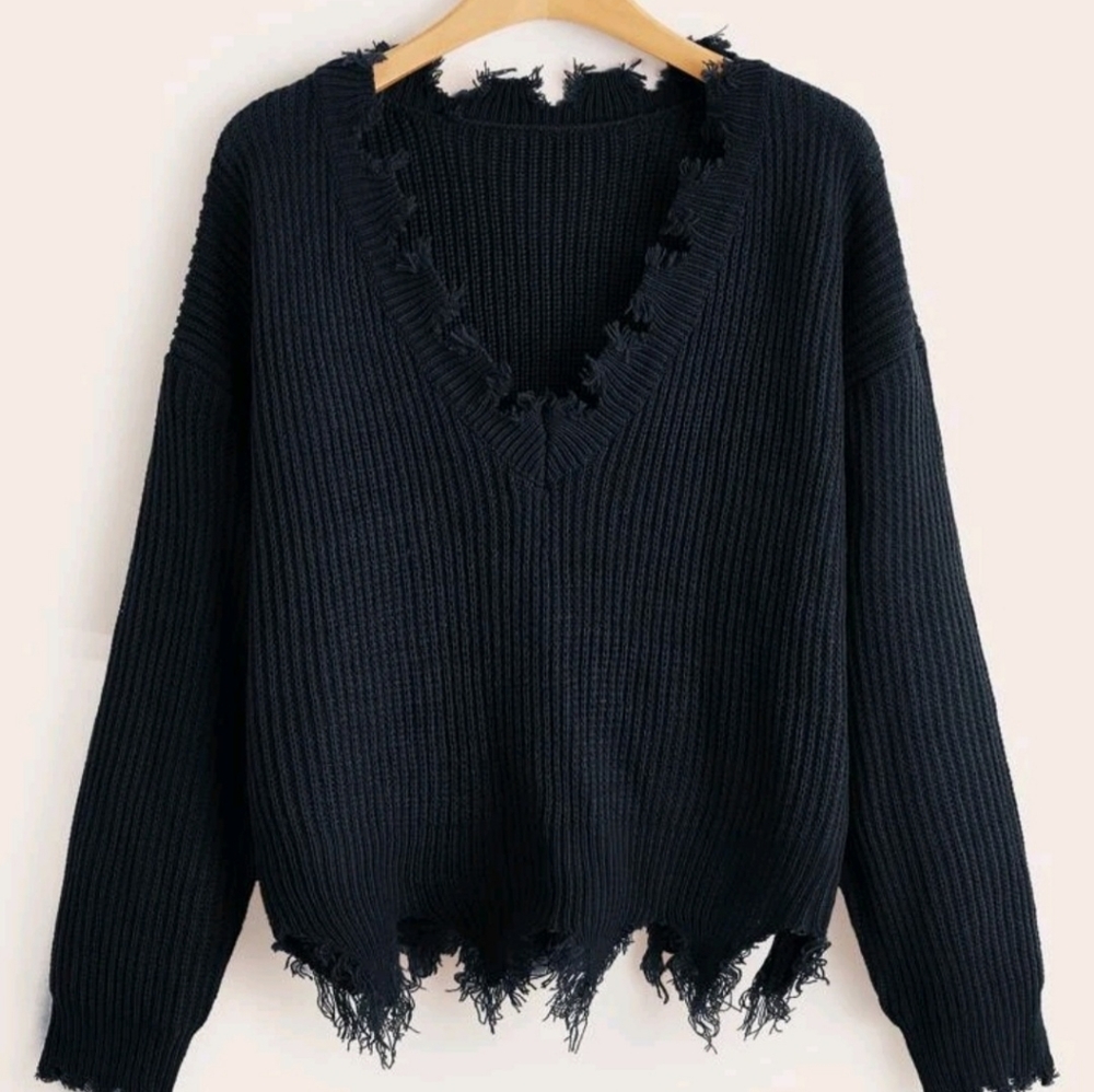 Frayed hem sweater by SHEIN Curve